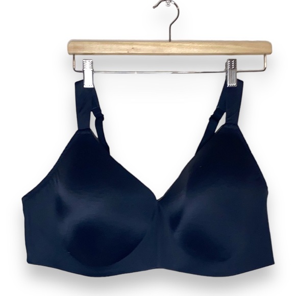 Auden NWT lightly lined wireless black bra 44D - Picture 1 of 4